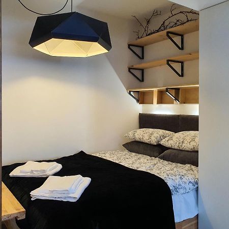 Appartamento Whitebeeapartament Breslavia Esterno foto
